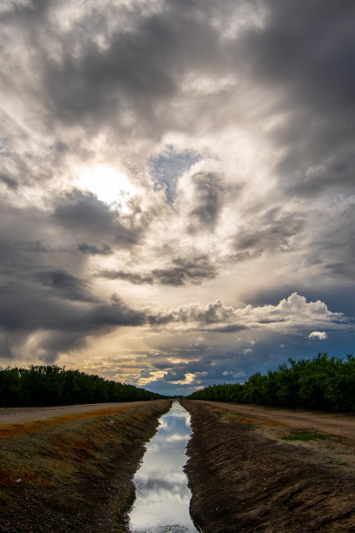 Canal de drenaje agrícola